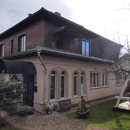 Садиба У Крайлюків Yaremtche Extérieur photo