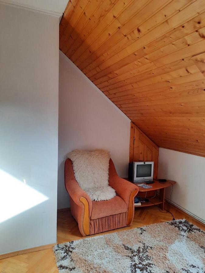Садиба У Крайлюків Yaremtche Extérieur photo